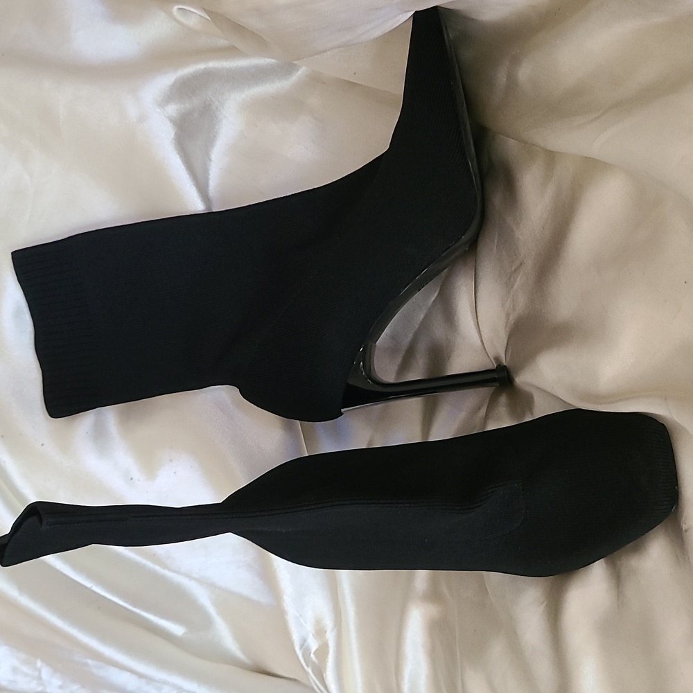Zara Booties-  Size 36/6 Booties - 4" heel